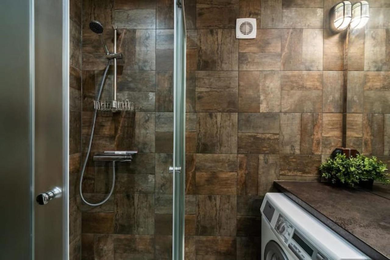 Very Stylish And Ac Apartament *